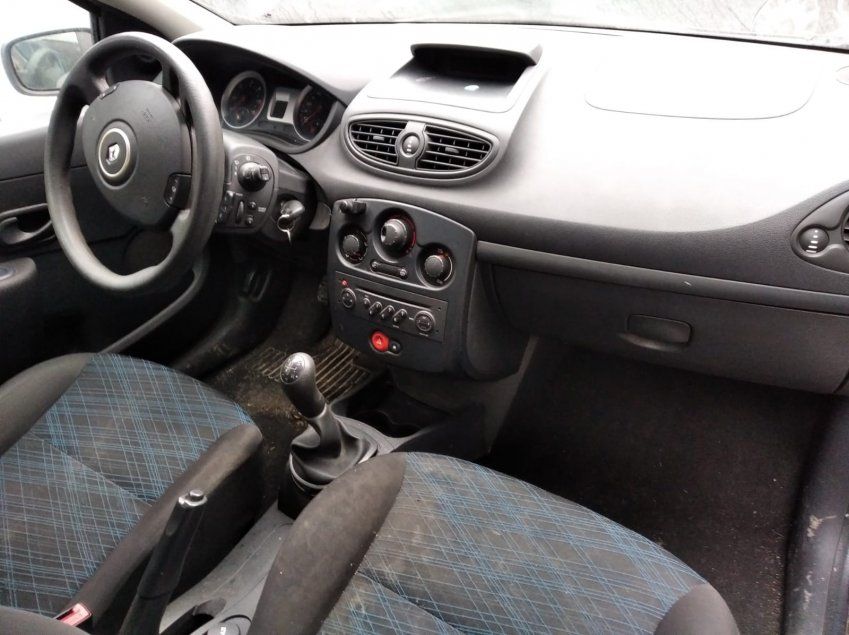 RENAULT CLIO III